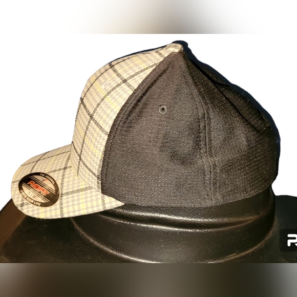 Hooey Flex Fit, Size Small/Medium, Black/Grey/Yellow - Picture 2 of 3